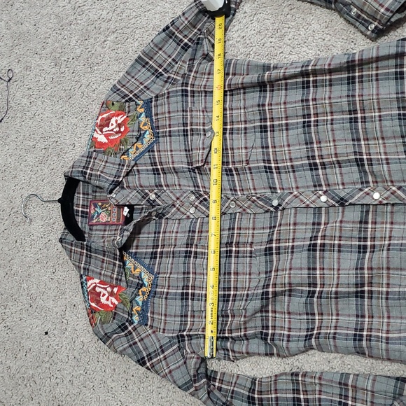 Johnny Was 3J Workshop Flannel Embroidered Tunic With Pearl Snap Buttons Size S - Picture 15 of 16